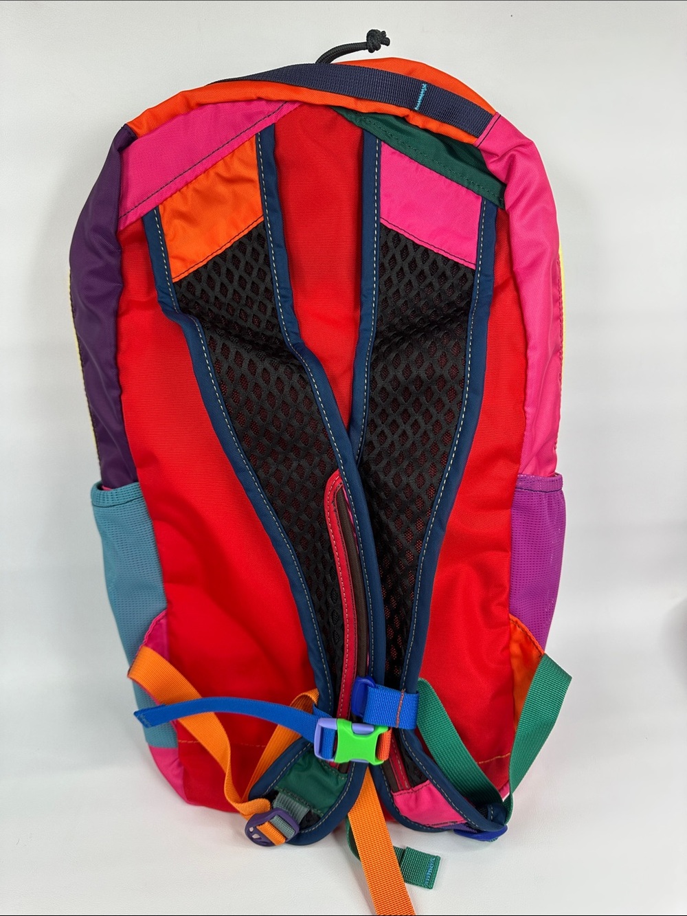 Cotopaxi Batac Del Día 16L Backpack One-of-a-Kind Multicolor Lightweight Daypack - Picture 2 of 6
